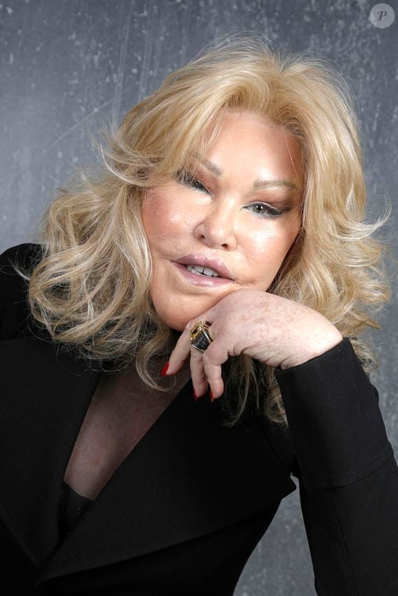 Exclusif - Portrait de Jocelyne (Jocelyn) Wildenstein (La femme chat) lors de l'enregistrement de l'émission "Chez Jordan de Luxe" à Paris. Le 16 octobre 2024
© Cédric Perrin / Bestimage