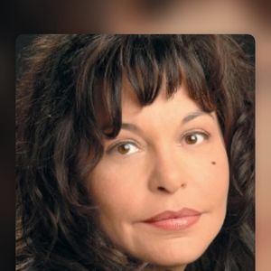 Au-delà de son talent d’actrice et de réalisatrice, son humour, sa générosité et sa bienveillance restent gravés dans la mémoire de ses proches et du public.

Les hommages à Isabelle Mergault se sont enchaînés sur les réseaux sociaux.  Capture d'écran Instagram