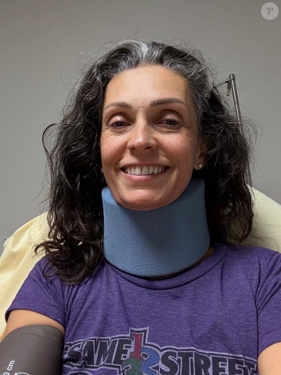 Adeline Blondieau s'en sort avec une minerve et un traumatisme.

Adeline Blondieau a été victime d'un accident de la route et elle a dévoilé les détails à ses abonnés. © Instagram