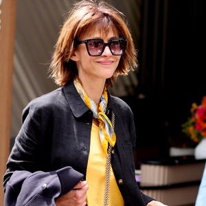 Sophie Marceau - Célébrités au village lors des Internationaux de France de tennis de Roland Garros 2024 à Paris le 9 juin 2024.