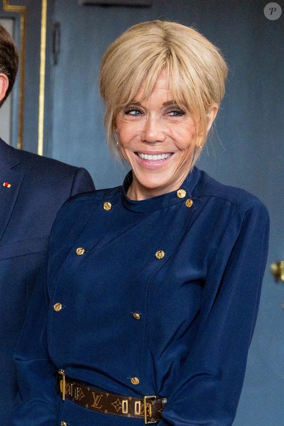 La Haye, PAYS-BAS — Le président français Emmanuel Macron et son épouse Brigitte Macron rencontrent le roi Willem-Alexander, la reine Maxima et la princesse Amalia avant un dîner marquant le début du sommet de l’OTAN à La Haye.
©Backgrid USA / Bestimage