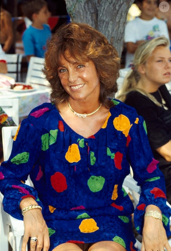 Archives - Chantal Nobel à Saint-Tropez en août 1990 © AGENCE / BESTIMAGE