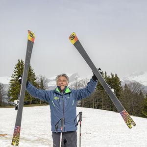 Gérard Holtz - 40ème Festival Saint-Gervais Mont-Blanc d'Humour le 8 avril 2024. © Boris Molinier via Bestimage