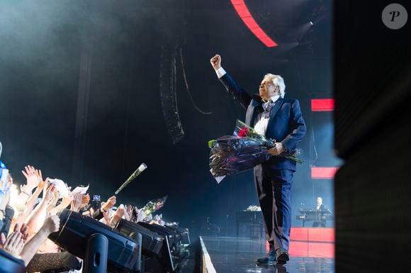 Exclusif - Michel Sardou - Ultime concert de Michel Sardou pour la dernière date de son spectacle "La dernière danse" à la Seine Musicale à Boulogne-Billancourt le 12 avril 2018. Le chanteur a rassemblé plus de 400 000 spectateurs pour une tournée de 82 concerts.  © Pierre Perusseau/Bestimage