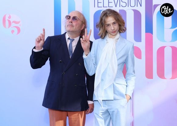 Philippe Katerine et son fils Billy Blanchard ( fils de Julie Depardieu) - Photocall du film 'Les derniers jours de Charles Baudelaire' au Grimaldi Forum lors de la 65ème édition du Festival TV De Monte Carlo le 13 Juin 2026 © Denis Guignebourg /Bestimage | 00759432