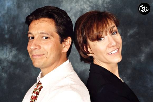 Et pour cause : Virginie Lemoine et Laurent Gerra ne formaient pas seulement un duo à la télévision, ils vivaient également une véritable histoire d'amour en coulisses.

Rendez-vous avec Laurent Gerra et Virginie Lemoine. Paris, le 6 septembre 1997.
© Cédric Perrin/Bestimage | 00364693