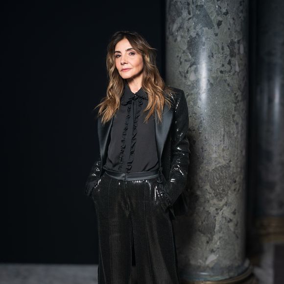 Clotilde Courau - Paris, FRANCE Des invités assistent au défilé Elie Saab Haute Couture Automne/Hiver 2025/2026 dans le cadre de la semaine de la mode à Paris, en France. © Backgrid USA / Bestimage