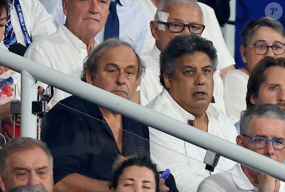 Michel Platini, Serge Blanco au Stade de France à Saint-Denis le 8 septembre 2023.  Photo par Dominique Jacovides/Bestimage