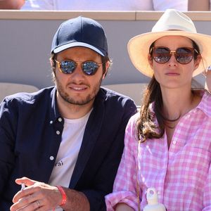 Vianney et son épouse Catherine Robert dans les tribunes de Roland Garros 2022 le 2 juin 2022 à Paris, France. Photo by Laurent Zabulon/ABACAPRESS.COM