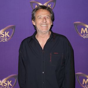Jean-Luc Reichmann - Photocall officiel, organisé par TF1 et Musée Grévin, de la soirée "Watch Party" de lancement de la nouvelle saison de Mask Singer au Musée Grévin à Paris le 24 Avril 2026.
© Guirec Coadic / Bestimage