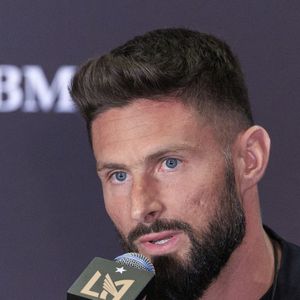 Ils auraient notamment volés “plus de 10 montres d’homme” apprtenant à Olivier Giroud

Présentation officielle d'Olivier Giroud au club de Los Angeles FC. Il a signé pour la saison 2024-2025.