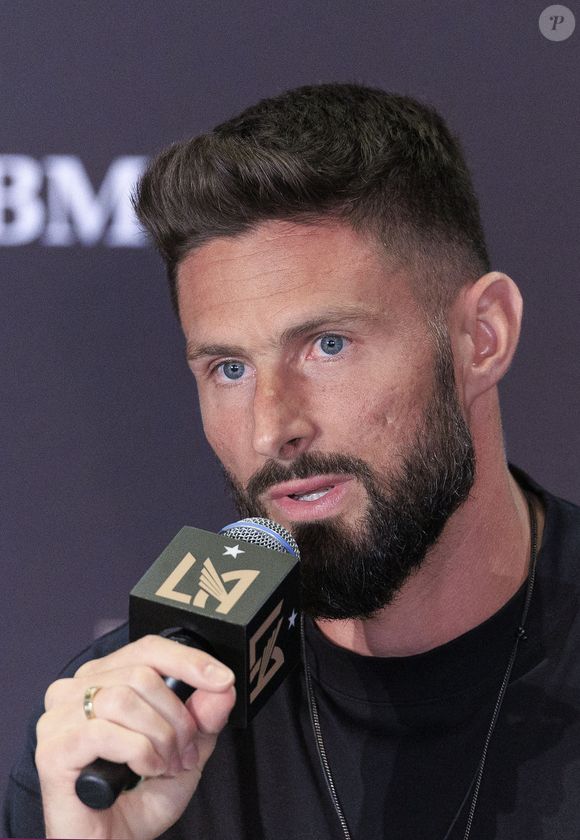 Ils auraient notamment volés “plus de 10 montres d’homme” apprtenant à Olivier Giroud

Présentation officielle d'Olivier Giroud au club de Los Angeles FC. Il a signé pour la saison 2024-2025.