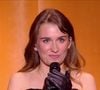 Si Leeloo est la fille d'une personnalité bien connue du monde de l'humour, Amel baigne elle aussi dans un univers très exposé.