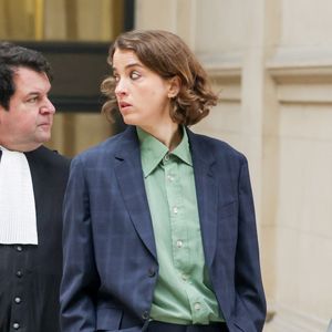 Les accusations portent sur des attouchements et du harcèlement, notamment au domicile du réalisateur.

Adèle Haenel - - Le procès en appel du réalisateur Christophe Ruggia accusé d'agressions sexuelles par Adèle Haenel reprend au palais de justice sur île de la Cité, chambre 2-5 de la cour d'appel de Paris, France, le 23 janvier 2026. © Julien Sarkissian/Bestimage