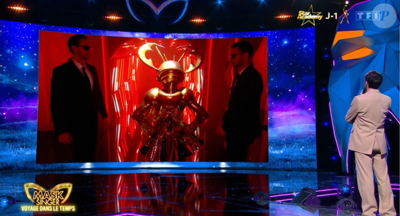 Le Scarabée éliminé en demi-finale de Mask Singer 8, capture d'écran TF1
