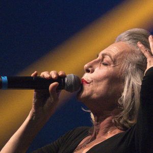 Lio - Les chanteurs de la tournée, les années 80, en concert au Phare à Chambéry le 25 novembre 2022.