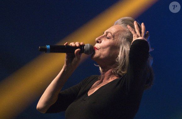 Lio - Les chanteurs de la tournée, les années 80, en concert au Phare à Chambéry le 25 novembre 2022.