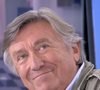 Evelyne Dhéliat adresse de jolis mots à Jacques Legros pour son passage dans "C l'hebdo". France 5