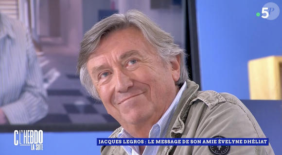 Evelyne Dhéliat adresse de jolis mots à Jacques Legros pour son passage dans "C l'hebdo". France 5