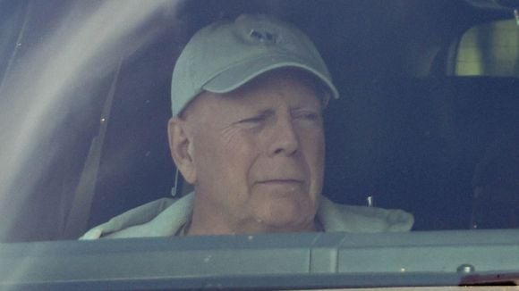 Bruce Willis atteint de démence : père de 5 filles, l'une d'elles est une adolescente qui a beaucoup grandi
