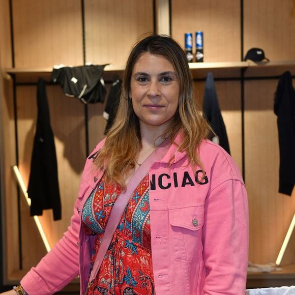 "On est revenu quand même sur la trend un peu skinny (...) 'Il faut que je fasse attention à ce que je mange, il faut que j'ai une certaine taille, il faut qu'avant l'été, je fasse le régime draconien parce qu'il faut que je sois en bikini, parfaite, sur la plage', etc.", regrette-t-elle.

Marion Bartoli - Lancement de la collection Mouratoglou au magasin Celio Ternes à Paris le 25 mai 2023. © Veeren/Bestimage