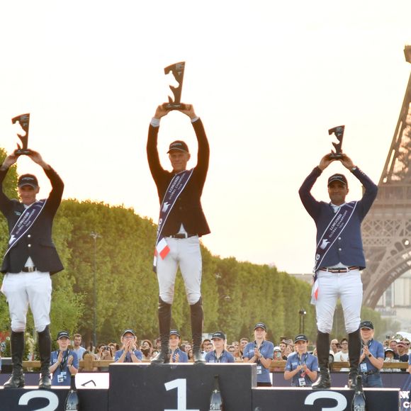 Charlotte Casiraghi à la remise du Prix de la ville de Paris  lors de la 12ème édition Longines Paris Eiffel Jumping au pied de la Tour Eiffel sur le Champ-de-Mars à Paris, le 20 juin 2026.

© Perusseau / Veeren / Bestimage