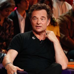 David Hallyday lors de l'enregistrement de l'émission "Famille je vous aime" présentée par M. Drucker sur France 3, aux Studios rive gauche à Paris, France, le 15 avril 2025. © Clovis-Gaffiot/Bestimage