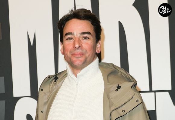 Julian Bugier aime régulièrement sortir de sa zone de confort lorsqu'il n'est pas aux commandes du JT de 13 heures de France 2.

Julian Bugier à l'avant-première du film "Marty Supreme" au Grand Rex à Paris.

© Coadic Guirec/Bestimage