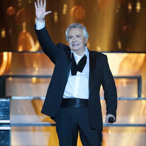 Exclusif - Michel Sardou - Enregistrement de l'émission "Dernier Show" de Michel Sardou, qui sera diffusée le 21 octobre en prime time sur France 2, au Palais des Sports à Paris. Le 12 septembre 2017
© Pierre Perusseau / Bestimage
