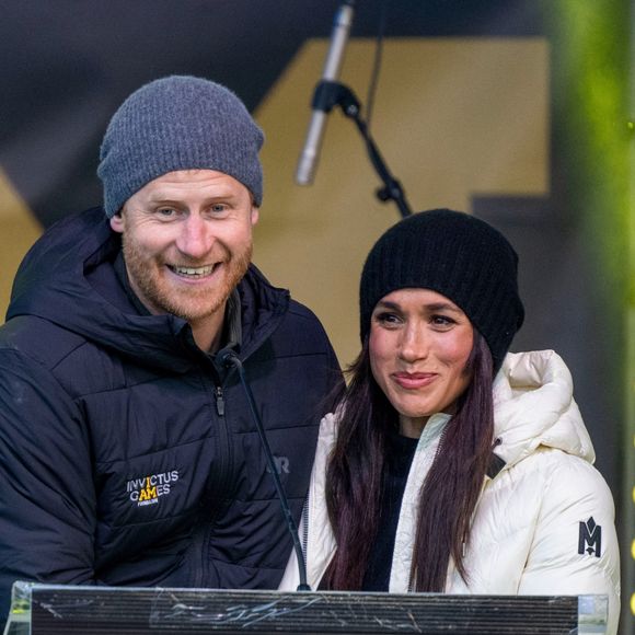 Le mari de Meghan Markle aurait pu voir le roi dans son domicile privé le dimanche

Le Prince Harry et Meghan lors des Invictus Games 2025 au Canada
©Backgrid UK/ Bestimage