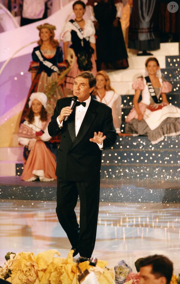 Miss France 1998

Jean-Pierre Foucault - Archives personnalités