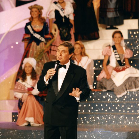 Miss France 1998

Jean-Pierre Foucault - Archives personnalités