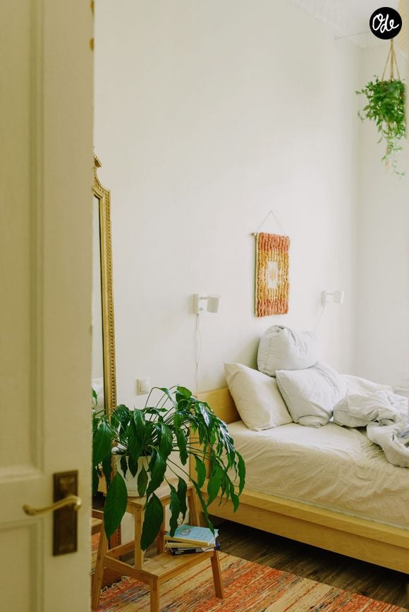 Un médecin très suivi sur les réseaux sociaux partage des méthodes scientifiques simples et accessibles pour mieux dormir malgré la chaleur.