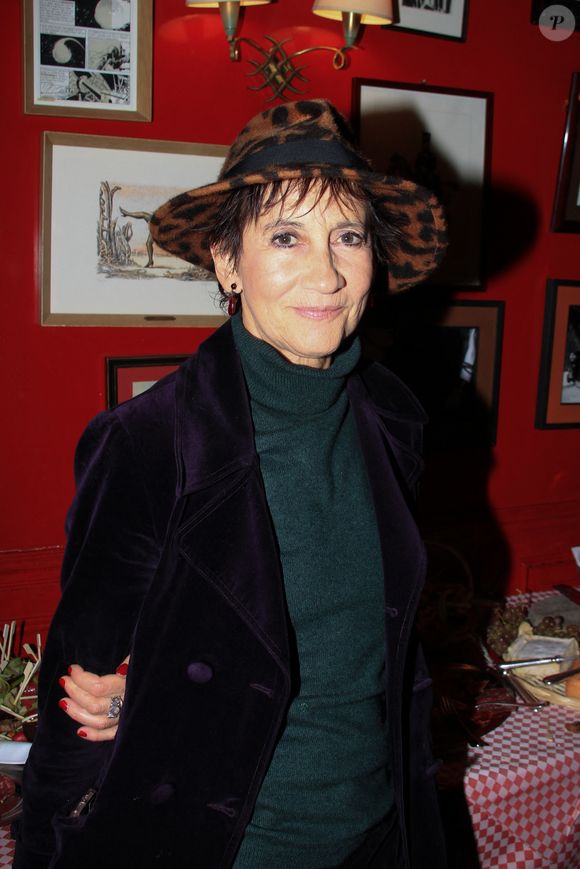 Exclusif - Caroline Loeb - Première édition du "Prix littéraire Castel" chez Castel à Paris le 7 novembre 2022. © Philippe Baldini / Bestimage