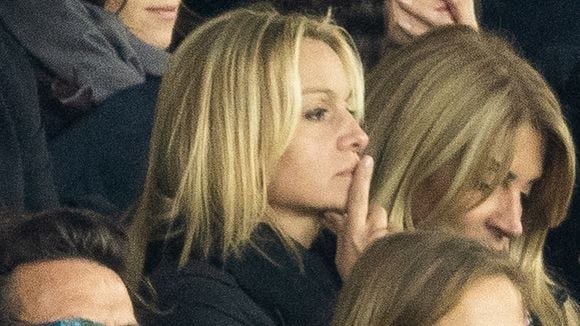 Audrey Crespo-Mara supportrice de son fils Sékou sur la pelouse du Parc des Princes : elle assiste à ses premiers pas au sein d'une nouvelle équipe