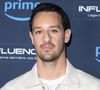 Dans sa story Instagram du jeudi 5 mars 2026, il a publié une photo prise dans un restaurant une heure après les attaques, 

Diego El Glaoui - Avant-première de la série Influence(s) sur Amazon Prime Video au cinéma le Silencio des Prés à Paris le 26 février 2024. © Coadic Guirec/Bestimage
