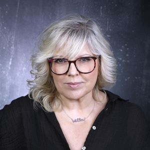 Et d'ajouter : "On ne peut rien faire si ce n’est l’empêcher de grossir via la radiothérapie", a-t-elle détaillé en interview pour Télé 7 jours. 

Laurence Boccolini lors de l'enregistrement de l'émission "Chez Jordan" à Paris, France, le 14 juin 2023 © Cédric Perrin/Bestimage