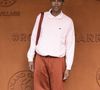 Sa visite a été immortalisée par les équipes du refuge.

Stromae au village lors des Internationaux de France de Tennis de Roland Garros 2025, à Paris, France, le 8 juin 2025. © Cyril Moreau/Bestimage