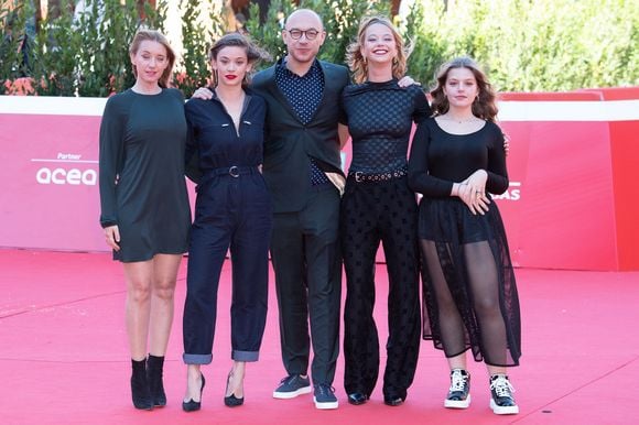 Ludivine Sagnier, Mara Taquin, Christophe Hermans, Sophie Breyer, Bonnie Duvauchelle à la première du film "La Ruche" lors du 16ème Rome Film Fest 2021, à Rome, Italie, le 15 octobre 2021.