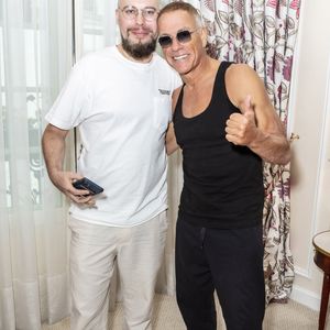 Exclusif - Sébastien Abdelhamid,  Jean-Claude Van Damme (JCVD) -  Enregistrement de  l'émission Clique X, avec pour invité JCVD (à l'hotel Le Bristol) , présentée par M.Achour et diffusée sur MyCanal en 3 parties à partir du 18 juin 2021. Paris, le 3 juin 2021
© Jack Tribeca / Bestimage