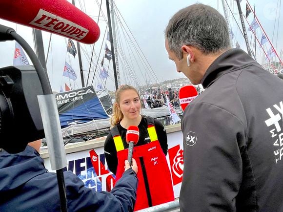 “Je reviens de vacances avec un passage en Auvergne pour faire le plein d’oxygène, de nature… et surtout de fromage !”, indique Violette Dorange

Violette Dorange, 23 ans, a passé la ligne d'arrivée du Vendée Globe en 25ème position, bouclant son tour du monde en 90 jours, 22 heures et 37 minutes 9 secondes. Les Sables-d'Olonne le 9 février 2024. © Fabien Faure/Bestimage