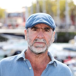 Eric Cantona - Photocall du film en compétition "Murder Club" lors de la 26ème Edition du Festival de la Fiction de La Rochelle. Le 12 septembre 2024
© Patrick Bernard / Bestimage