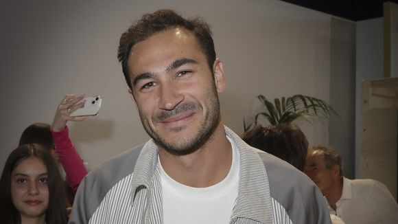 Valentin Kretz (L’Agence) en vacances à 10 000km de la France : combien coûte une nuit dans l’hôtel de luxe où il a séjourné ?