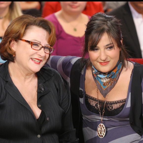 Josiane Balasko et sa fille Marilou Berry lors de l'enregistrement de l'émission "Vivement dimanche". Le 24 septembre 2009 © Guillaume Gaffiot/Bestimage