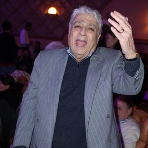 Enrico Macias assiste à la première de Maison de Retraite 2 au Grand Rex à Paris, France, le 13 février 2024. Photo par Jerome Dominé/ABACAPRESS.COM