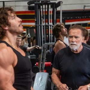 Son entraînement intensif a été guidé par nul autre qu’Arnold Schwarzenegger lui-même.

Joseph Baena suit les traces de son célèbre père et remporte sa première compétition de bodybuilding. Instagram
