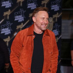 "Le moment où on atteint le sommet au niveau des charts dans le monde, et la pression constante que ça génère, ce n’est pas facile à gérer… Évidemment, je voyais qu’il était amaigri, pâle et malheureusement il s’est passé ce qui s’est passé…”
David Guetta - Photocall de la 26ème édition des NRJ Music Awards au palais des festivals de Cannes, France, le 1er novembre 2024. © Guignebourg-Bebert/Bestimage