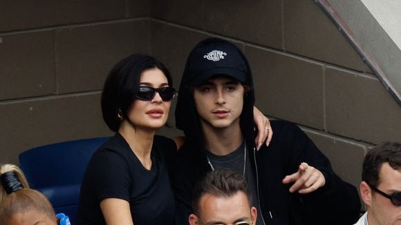 Pour une fois que Timothée Chalamet gagne un prix ! Kylie Jenner grande absente de sa consécration et on sait pourquoi...