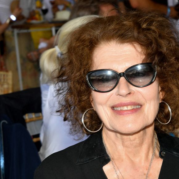 Exclusif - Fanny Ardant dans l’espace VIP “le Pavillon Eiffel,” lors de la 12ème édition Longines Paris Eiffel Jumping au pied de la Tour Eiffel sur le Champ-de-Mars à Paris, France le 21 juin 2026 © Perusseau / Veeren / Bestimage