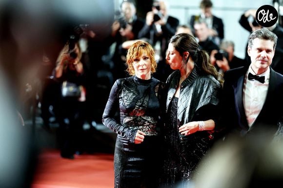 Mylène Farmer, Anna Mouglalis, Yann Gozlan - Montée des marches du film « Dalloway » lors du 78ème Festival International du Film de Cannes, au Palais des Festivals à Cannes. Le 15 mai 2025.

Photo par Jacovides-Moreau / Bestimage